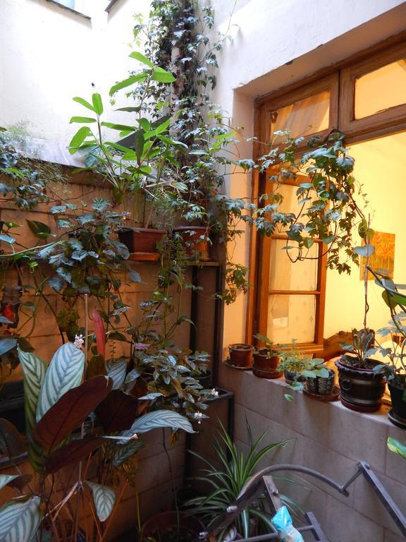 Alojamiento Alberto Magno Acomodação com café da manhã Santiago Exterior foto
